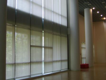 室內(nèi)電動窗簾